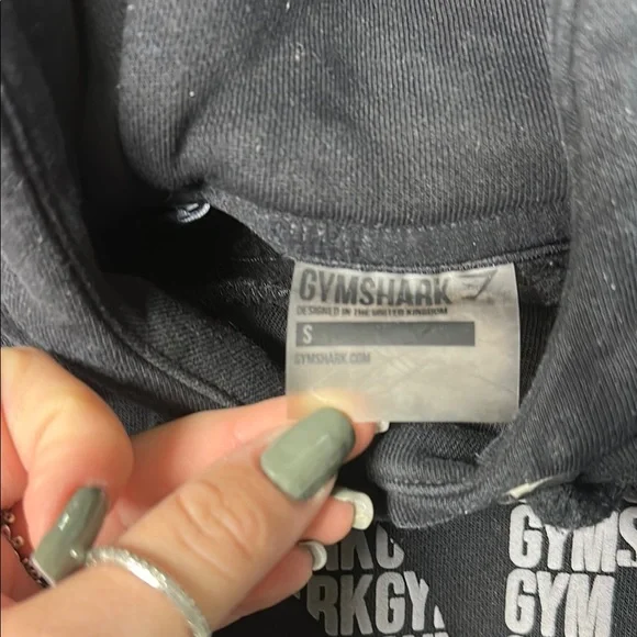 Gymshark Black Cropped Logo Hoodie - Picture 2 of 3